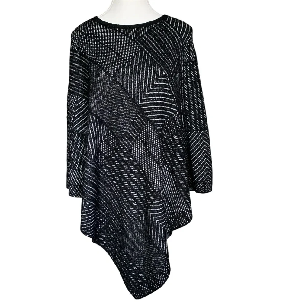 Chico’s Black White Metallic Geometric Boho Poncho Sweater Women’s Sz L/XL